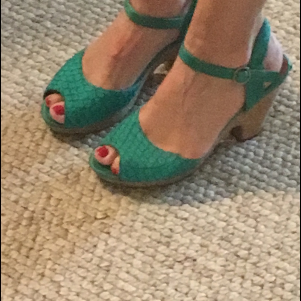 Aqua leather and cork sandals